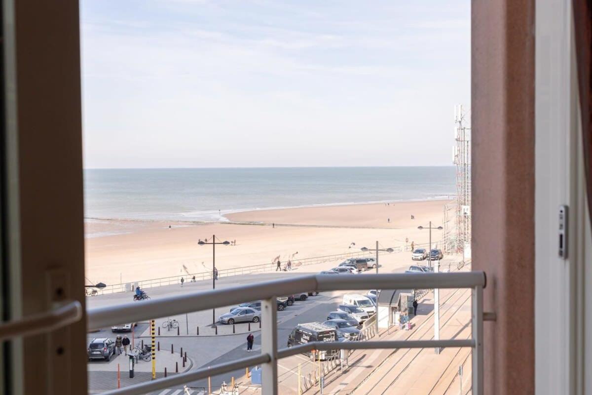 Huswell - Lovely Apartment With Lateral Sea View Middelkerke Exterior photo